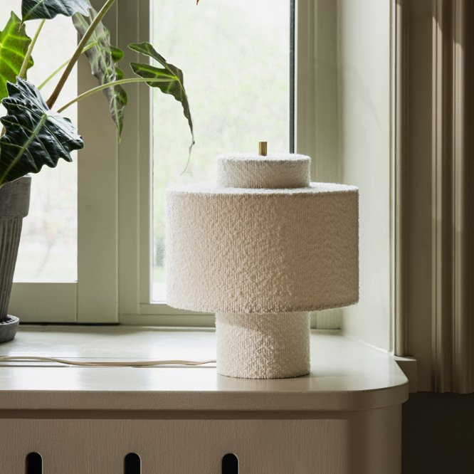 Lampa na parapet boucle kremowa